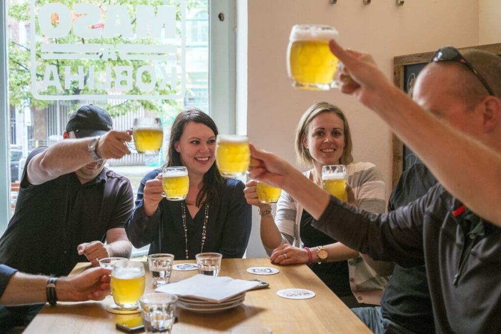 Prague-tour-beer-food-drinks-eating-eruope