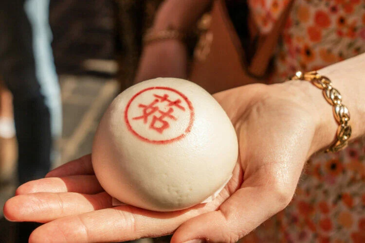 Eating London: Twilight Soho VIP Food & Drinks Tour