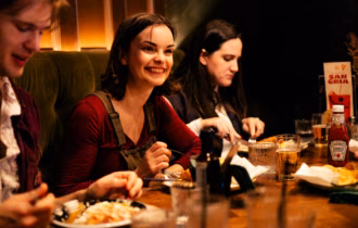 Eating Edinburgh: Old Town Food Tour with Drinks