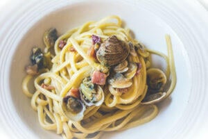 Spaghetti_alle_Vongole_Naples