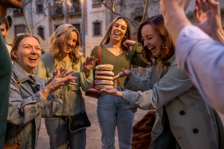 Barcelona Side Streets Tapas & Wine Tour