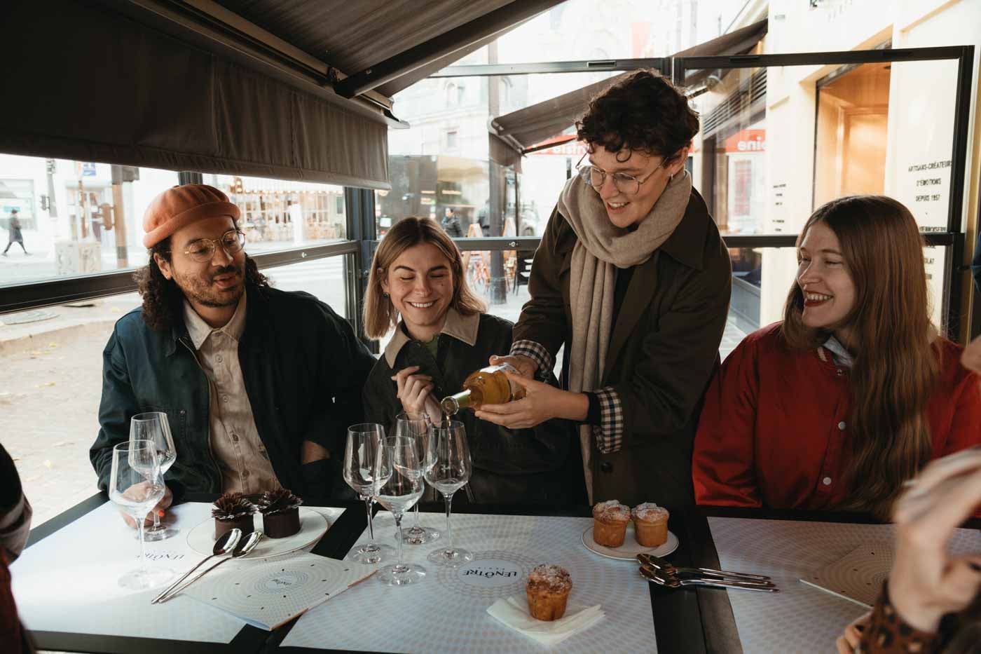 group_tour_at_Lenôtre_Paris