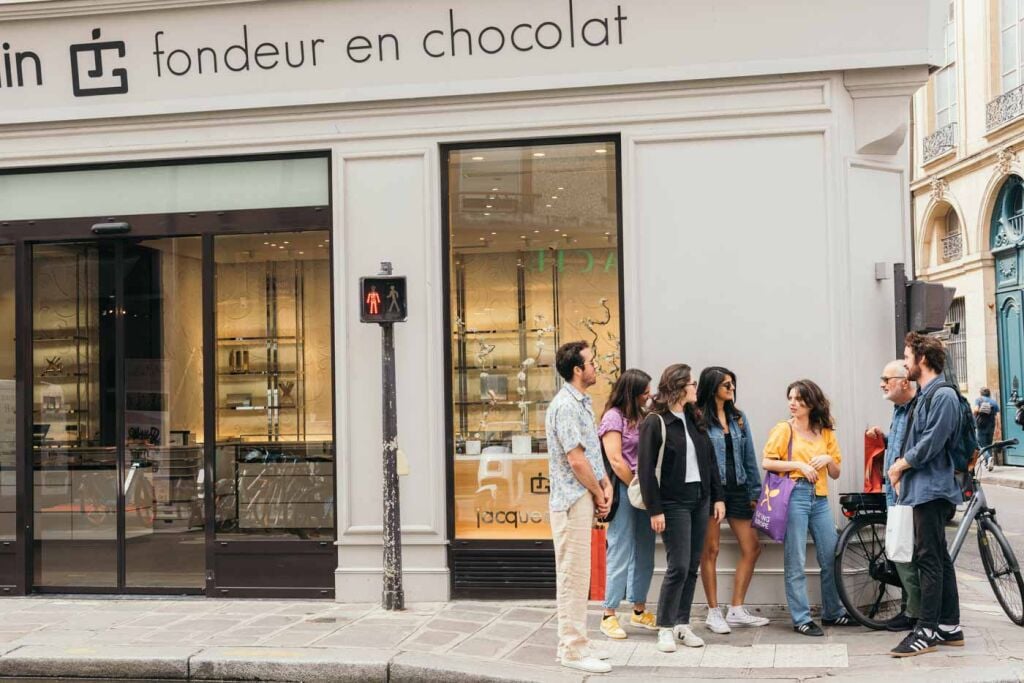 Eating_Europe_food_tour_group_outside_Jacques_Genin_Paris
