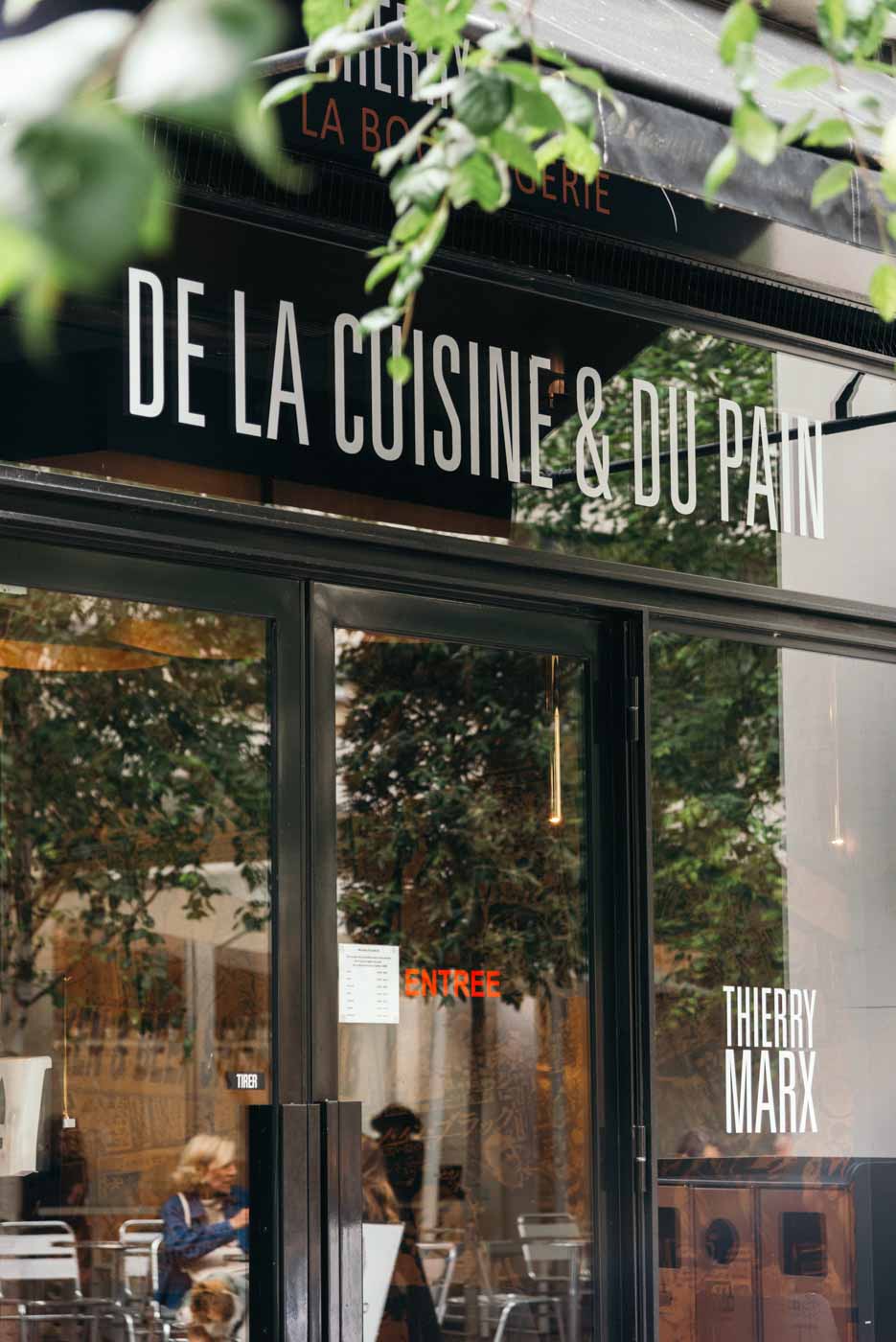 outside_Thierry_Marx_Bakery_Paris