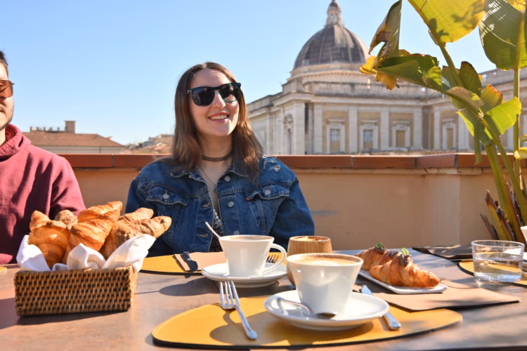 The Rome Breakfast Tour: Morning Bites by the Colosseum