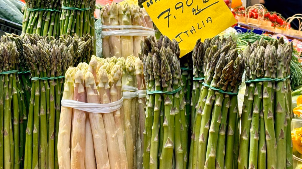 Sant'Ambrogio Market Asparagus