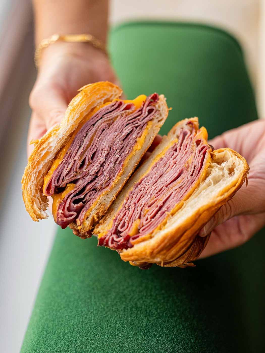 Depot_Legal_Paris_croissant_ham